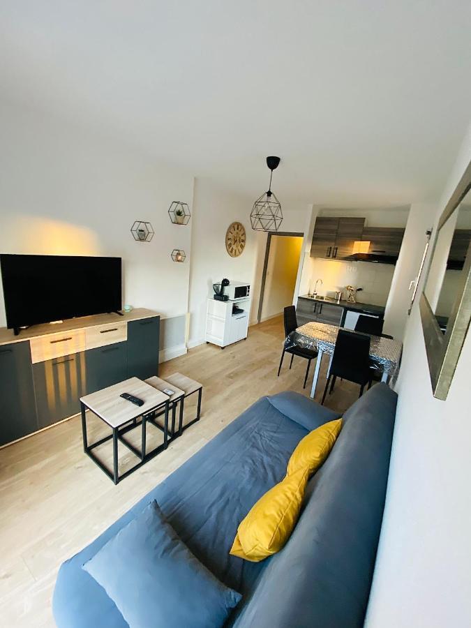 Appartement Au Port De Saint Cyprien Saint-Cyprien (Pyrenees-Orientales) Exterior photo